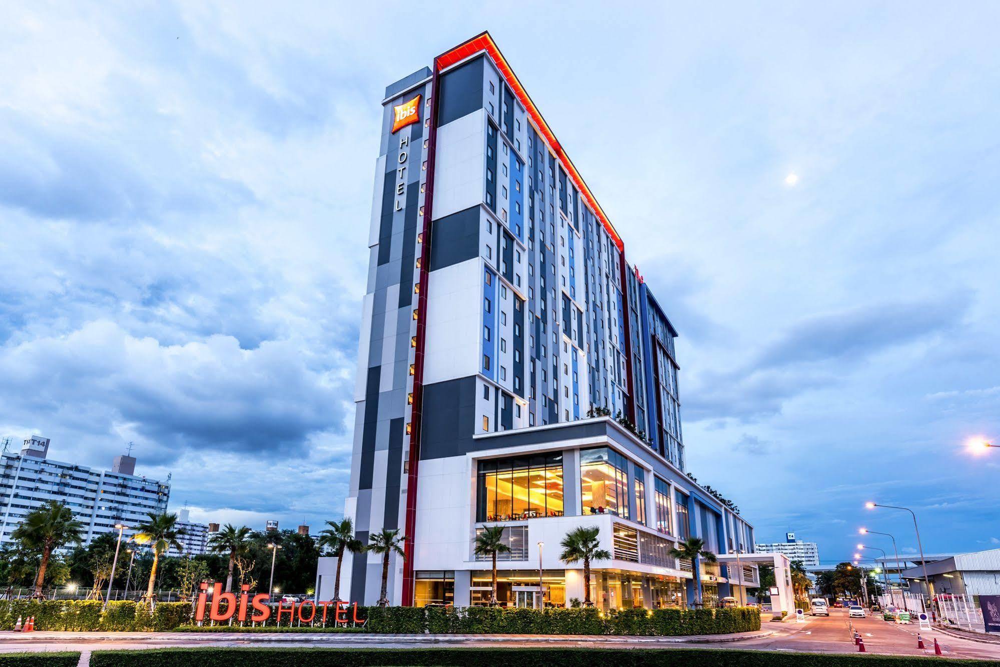 Ibis Bangkok Impact Hotel Nonthaburi Ngoại thất bức ảnh